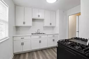 2320 Garden Oaks Dr, Irving, TX 75061 - Photo 6