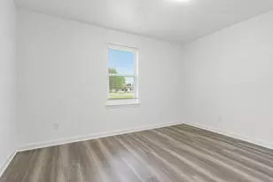 2320 Garden Oaks Dr, Irving, TX 75061 - Photo 10