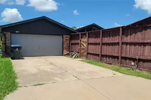 1334 Paris Dr, Garland, TX 75040 - Photo 24