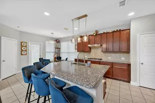 7213 Willow Thorne Dr, Little Elm, TX 76227 - Photo 10