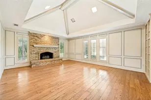 10931 Marsh Ln, Dallas, TX 75229 - Photo 4