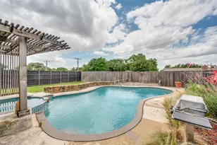 10931 Marsh Ln, Dallas, TX 75229 - Photo 24