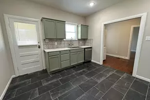 736 Mulberry St, Abilene, TX 79601 - Photo 6