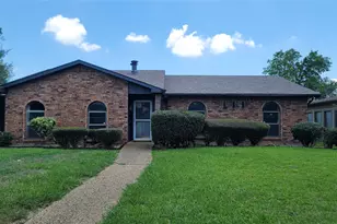 1334 Paris Dr, Garland, TX 75040 - Photo 1