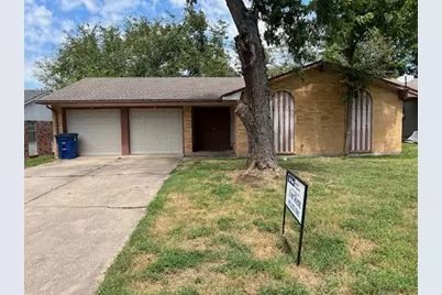 806 Phillips Drive, Ennis, TX 75119 - Photo 1
