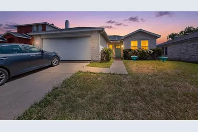212 Crystalwood Drive, Mesquite, TX 75149 - Photo 1