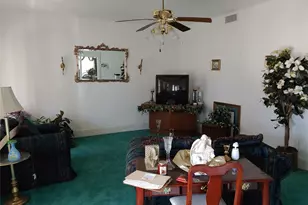 431 Fitzhugh Ave, Paris, TX 75460 - Photo 2