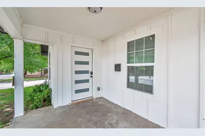2525 Cole Avenue, Waco, TX 76707 - Photo 2