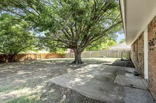 810 S Western Hls Dr, Howe, TX 75459 - Photo 24