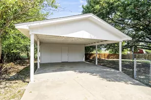 810 S Western Hls Dr, Howe, TX 75459 - Photo 26
