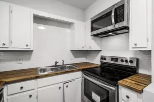 810 S Western Hls Dr, Howe, TX 75459 - Photo 8