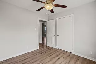 810 S Western Hls Dr, Howe, TX 75459 - Photo 16
