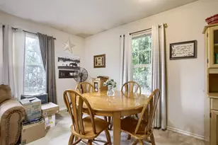 11617 Spence Ln, Balch Springs, TX 75180 - Photo 10