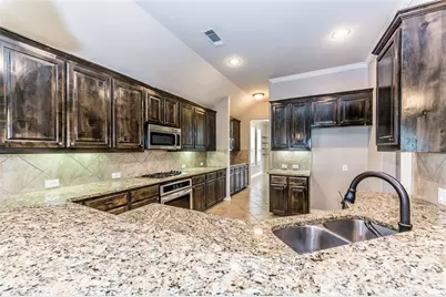 508 Cypress Hill Drive, Little Elm, TX 75068 - Photo 12