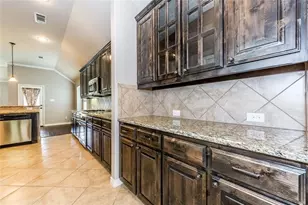 508 Cypress Hill Dr, Little Elm, TX 75068 - Photo 8