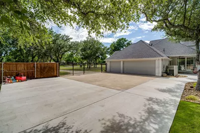 1701 McDavid Court, Aledo, TX 76008 - Photo 32