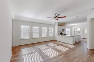 2348 Evening Stone Dr, Little Elm, TX 76227 - Photo 4