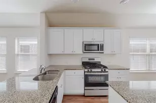 2348 Evening Stone Dr, Little Elm, TX 76227 - Photo 6
