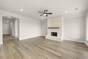 241 Pine Leaf Trl, Waxahachie, TX 75165 - Photo 10