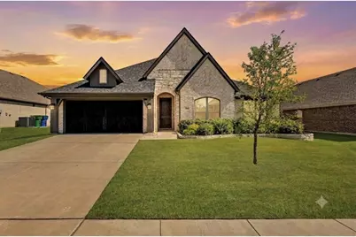 541 Harvest Grove Drive, Waxahachie, TX 75165 - Photo 1