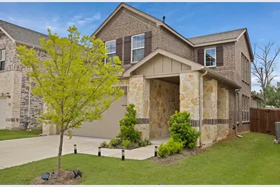 758 Creekwater Lane, Garland, TX 75043 - Photo 2