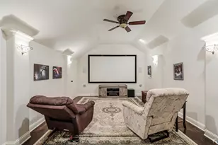4428 Lake Breeze Dr, McKinney, TX 75071 - Photo 8