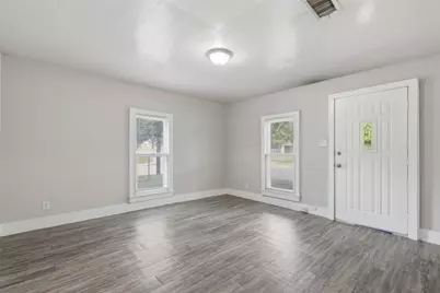 630 E Acheson Street, Denison, TX 75021 - Photo 2