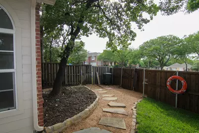 2687 Creekside Way, Highland Village, TX 75077 - Photo 32