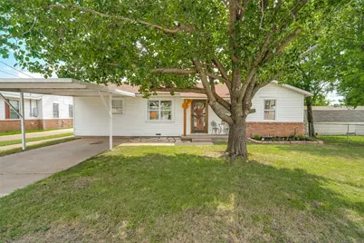 709 Charles Street, Weatherford, TX 76086 - Photo 1