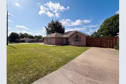 309 Marshall Creek Road, Roanoke, TX 76262 - Photo 22