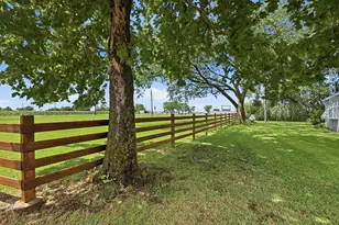 59 Noland Rd, Whitesboro, TX 76273 - Photo 2