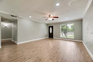 1732 Delaford Ct, Carrollton, TX 75007 - Photo 8