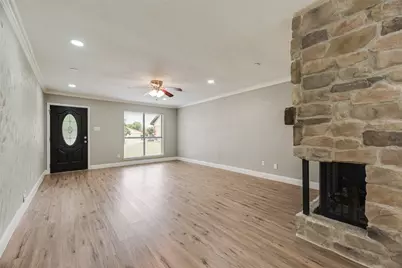 1732 Delaford Court, Carrollton, TX 75007 - Photo 6