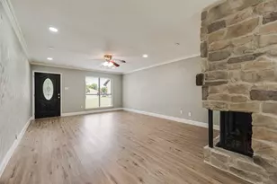 1732 Delaford Ct, Carrollton, TX 75007 - Photo 6
