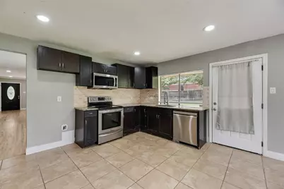 1732 Delaford Court, Carrollton, TX 75007 - Photo 10