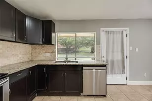 1732 Delaford Ct, Carrollton, TX 75007 - Photo 12