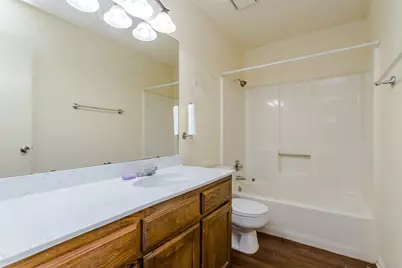 2301 Kingsford Court, Arlington, TX 76017 - Photo 10