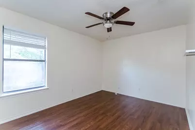 2301 Kingsford Court, Arlington, TX 76017 - Photo 20