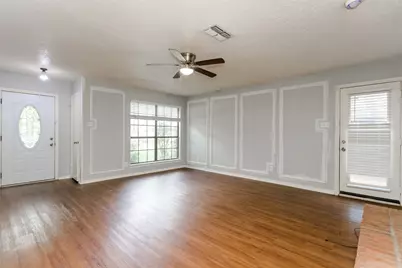 2301 Kingsford Court, Arlington, TX 76017 - Photo 12