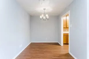 2301 Kingsford Ct, Arlington, TX 76017 - Photo 8