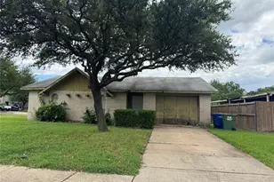 2124 Highbury Rd, Carrollton, TX 75007 - Photo 1