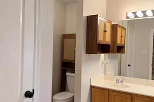 2526 Bishop Allen Ln, Dallas, TX 75237 - Photo 26
