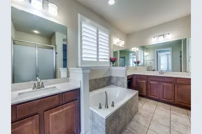 7340 Beranger Drive, Irving, TX 75063 - Photo 16