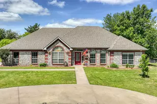 331 Tanglewood Dr, Weatherford, TX 76087 - Photo 2