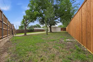 6333 Symphony Ln, Dallas, TX 75227 - Photo 36