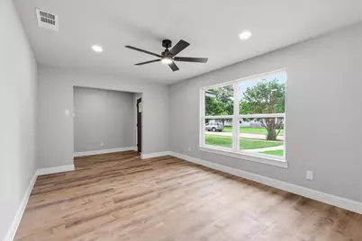 6333 Symphony Lane, Dallas, TX 75227 - Photo 8