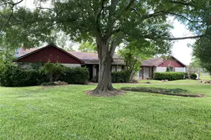 416 Ft Bend Dr, Simonton, TX 77485 - Photo 4