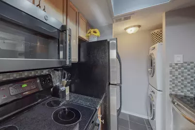 5916 Gaston Avenue #304, Dallas, TX 75214 - Photo 10