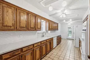 824 Skylark Dr, Denton, TX 76205 - Photo 14