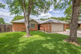 3661 Fairview Dr, Corinth, TX 76210 - Photo 4